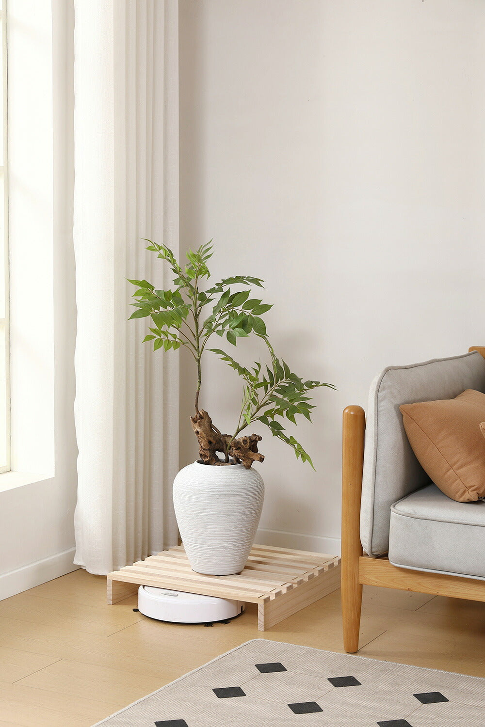 【12枚セット】パレットベッド すのこベッド コンセント付き 天然パイン材 ローベッド 50*50cm 組み換え自由 木製 天然木 軽量 ベッド パレット ロータイプ ベッドフレーム お掃除ロボ対応