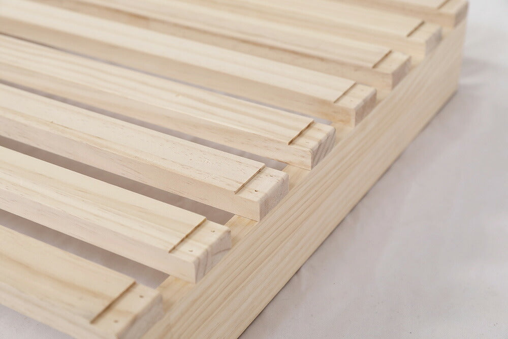 【12枚セット】パレットベッド すのこベッド コンセント付き 天然パイン材 ローベッド 50*50cm 組み換え自由 木製 天然木 軽量 ベッド パレット ロータイプ ベッドフレーム お掃除ロボ対応