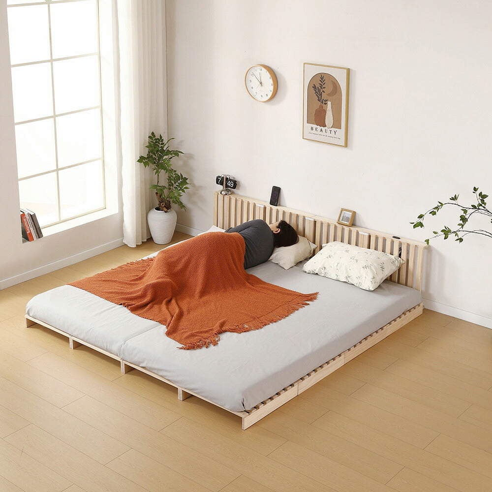 【16枚セット】パレットベッド すのこベッド コンセント付き 天然パイン材 ローベッド 50*50cm 組み換え自由 木製 天然木 軽量 ベッド パレット ロータイプ ベッドフレーム お掃除ロボ対応