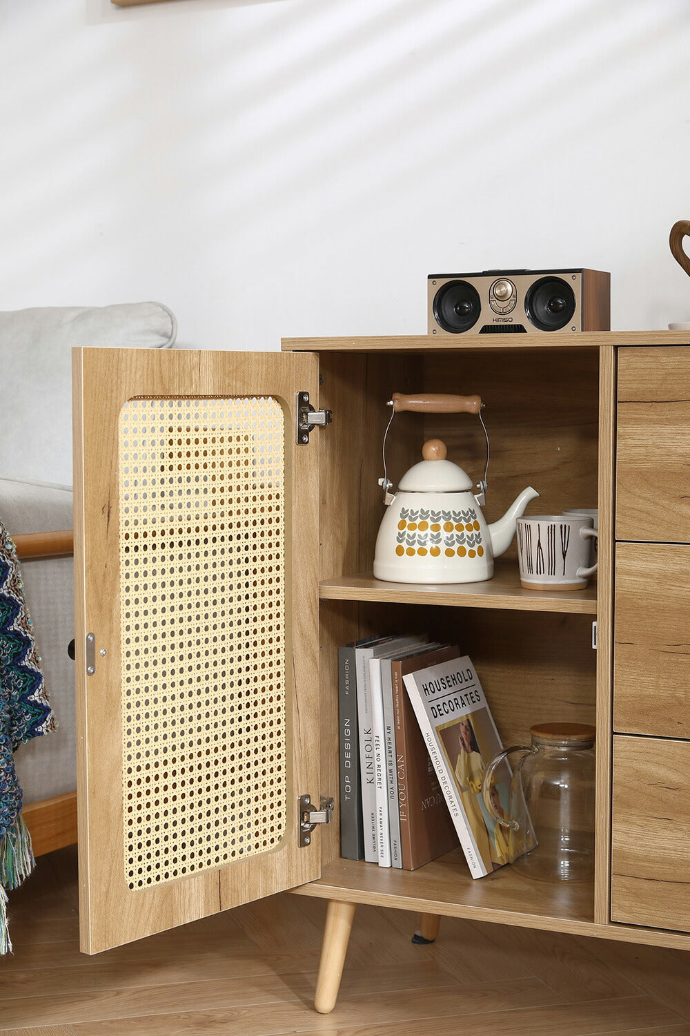 キャビネット サイドボード チェスト 3杯引き出し付き 大容量 収納棚 リビング 収納 ローボード 収納チェスト 幅120 ヴィンテージ 扉付き リビングボード おしゃれ 整理タンス 北欧 木目調 ラタン風 おしゃれ 寝室 キッチン ナチュラル