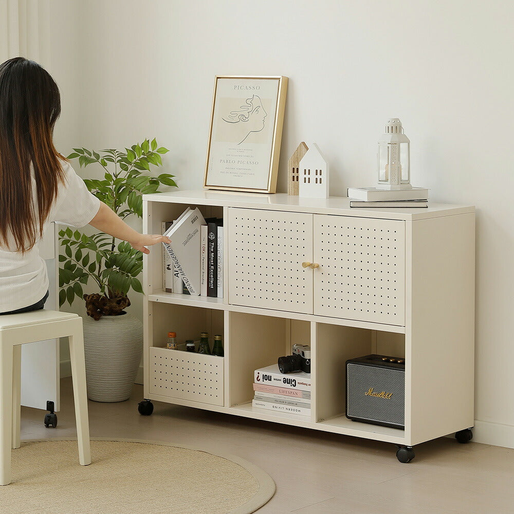 キャビネット サイドボード 扉付き キャスター付き スチール 金属製 アイボリー 白 おしゃれ スリム リビング モダン 棚 スチールチェスト 書類 韓国インテリア 北欧 子供部屋 寝室 マグネット活用可能