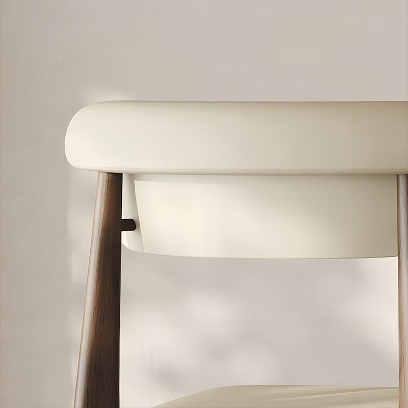 ダイニングチェア 4脚セット 2脚セット チェア 完成品 北欧 木 天然木 無垢材 ダイニング ダイニングチェアー 椅子 食卓椅子 レザー 木製 クッション おしゃれ ナチュラル 座り心地 韓国風 ウッドチェア 合皮