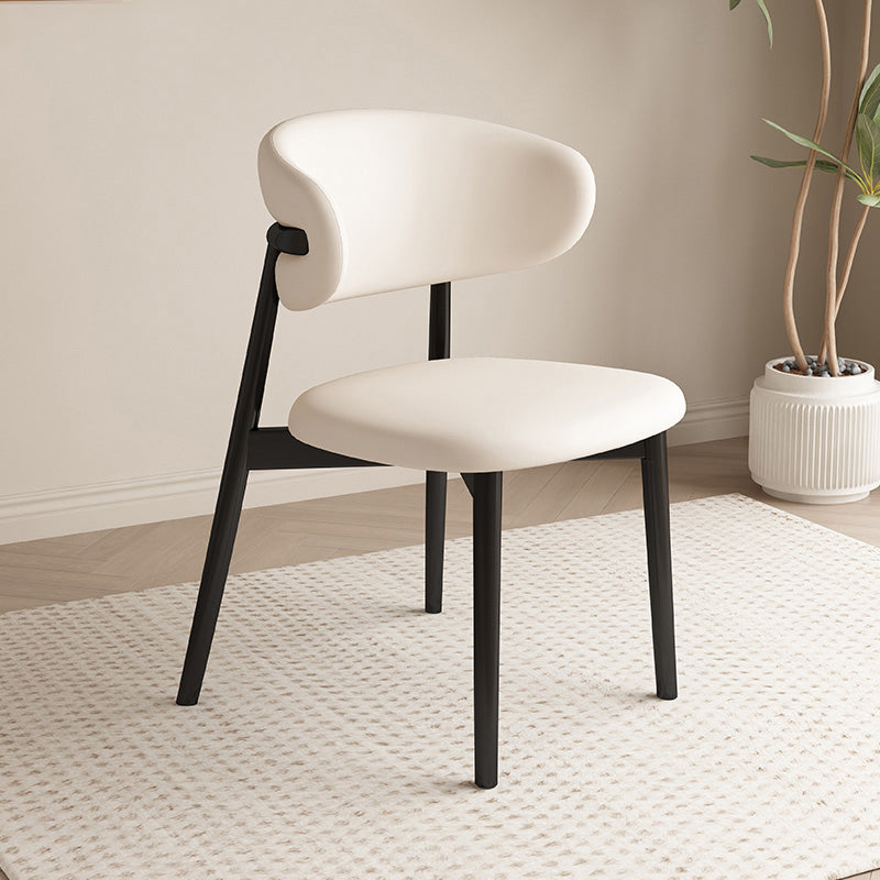 Casaconer | ダイニングチェア・木製脚・ブラック/ベージュ・クッション座面・背もたれ付き・モダンデザイン