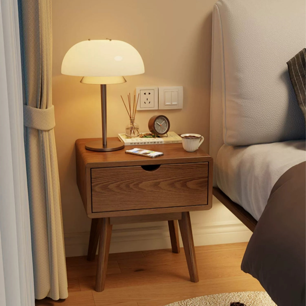 Casaconer | ナイトテーブル・木製ナイトテーブル・天然木・北欧・おしゃれ・収納・小物収納・寝室・幅45