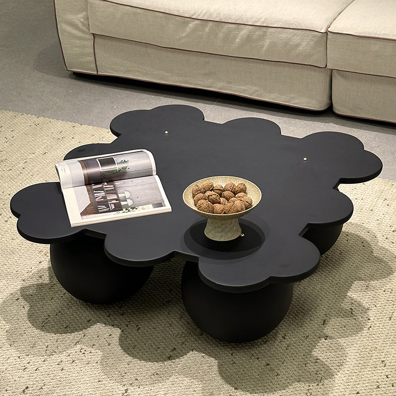 Casaconer | センターテーブル・花型デザイン・幅85cm・ローテーブル・ロースタイル・丸脚・モダン・リビング・おしゃれ・艶消し・2色選択