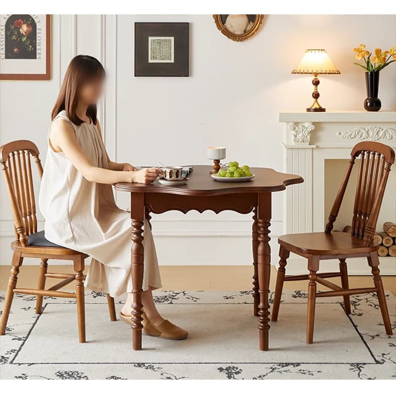 Casaconer | ダイニングテーブル・丸型・天然木製・直径100cm・高さ73cm・2人掛け/4人掛け・アンティーク調・波型天板・クラシックデザイン・ブラック/胡桃色