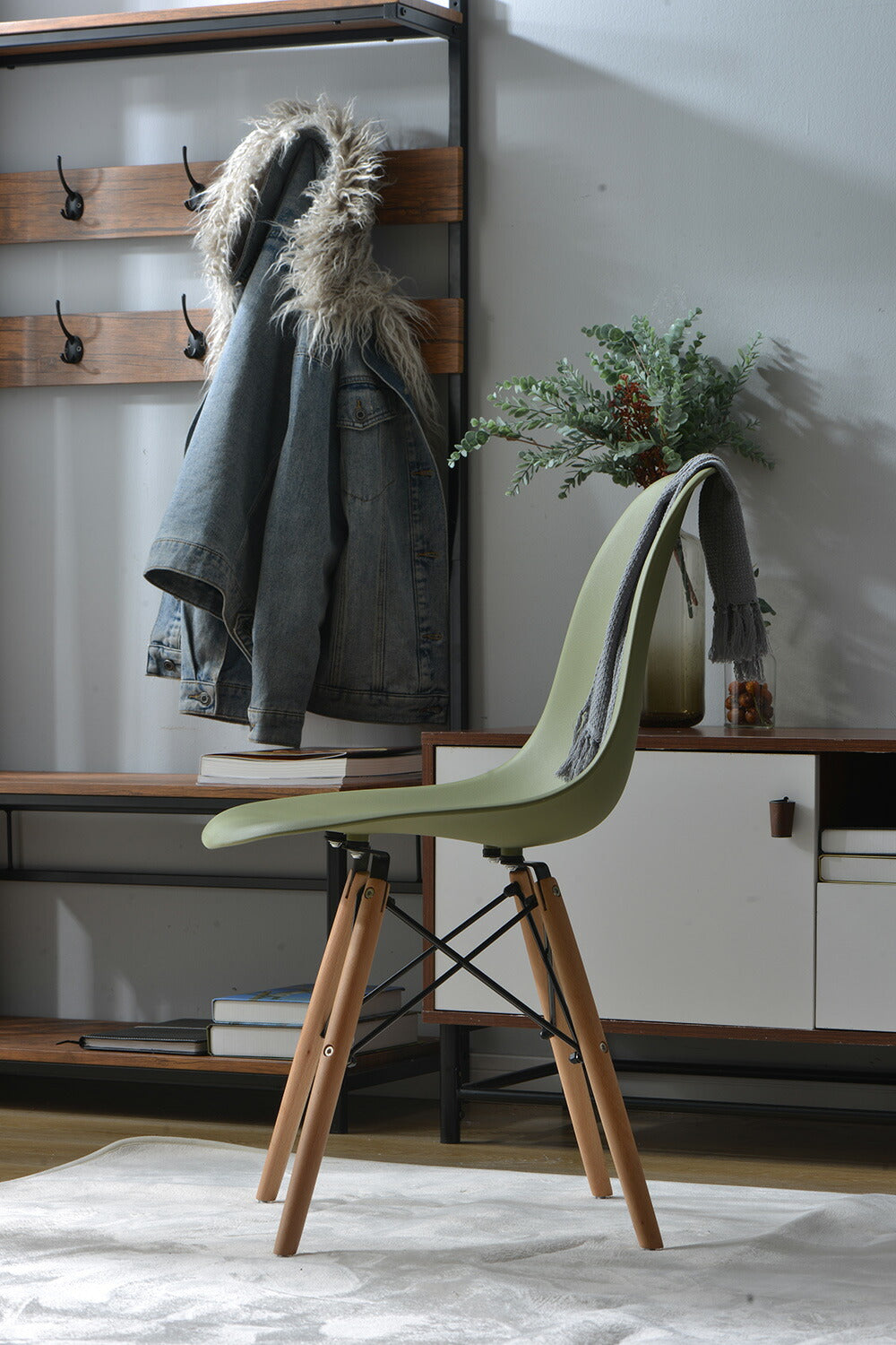 【アボカドグリーン座面＆ナチュラル脚】ダイニングチェア 2脚セット イームズチェア オフィス 会議室 来客用 テレワーク 在宅勤務 DSW イームズ椅子 チェア イームズチェアー 木脚 椅子 おしゃれ 北欧 シンプル デザイン