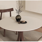 ダイニングテーブル,2人掛け,4人掛け,丸型,食卓,食事テーブル,セラミック,無垢材,1人暮らし,おしゃれな雰囲気