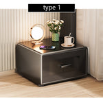 金属製 ナイトテーブル スチール 幅34cm ほぼ完成品 小型 サイドキャビネット 寝室用 炭素鋼 収納サイドボード 高級感 ベッドサイドテーブル 耐久性 コンパクト